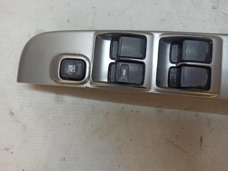 Блок управления стеклоподъемниками Mitsubishi L200 2008 KA4T