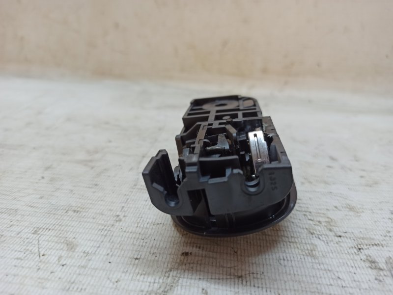 Ручка двери Mazda 6 2008-2011 GH