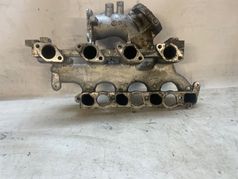 Впускной коллектор Mitsubishi L200 2008 KA4T