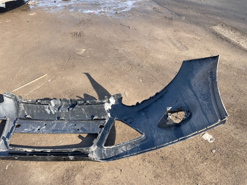 Бампер Ford Focus 3 2010-2019 CB8