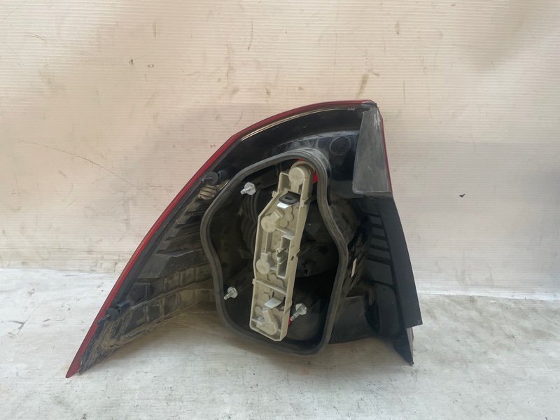 Фонарь Ford Focus 2 2006 CB4