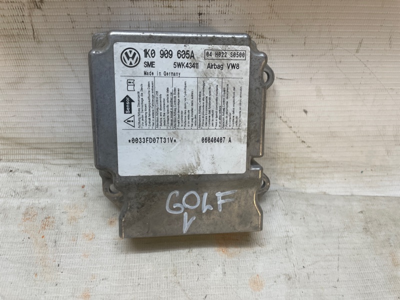 Блок управления подушками безопасности Volkswagen Golf 5 2003-2009 1K1