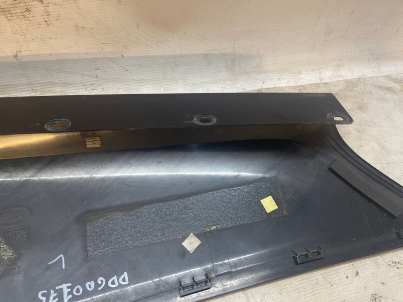 Накладка стойки Land Rover RANGE ROVER SPORT 20005-2013