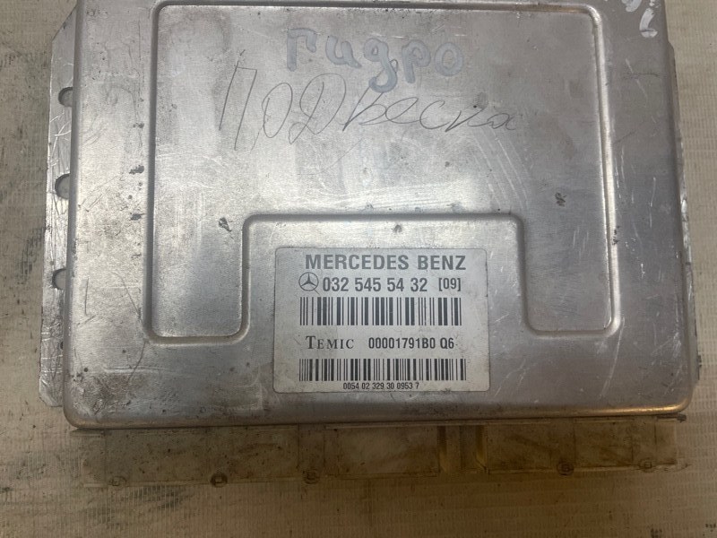 Блок управления гидроподвеской MERCEDES S-Class 2002 W220