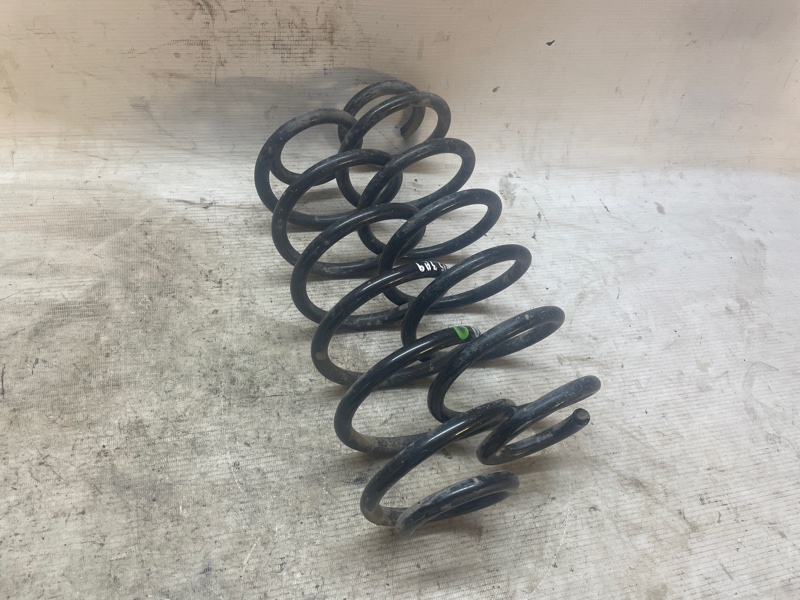 Пружина Toyota Auris 2006-2012 ZRE151