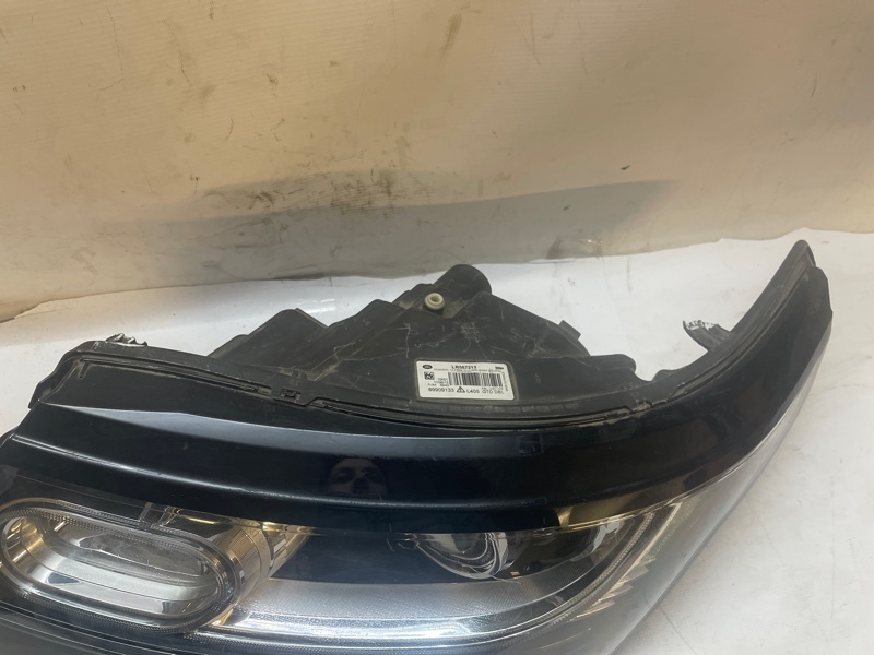 Фара LAND Rover Range Rover 4 2012-2020 L405