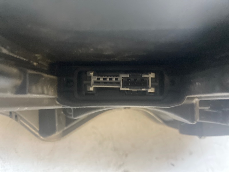 Фара LAND Rover Range Rover 4 2012-2020 L405