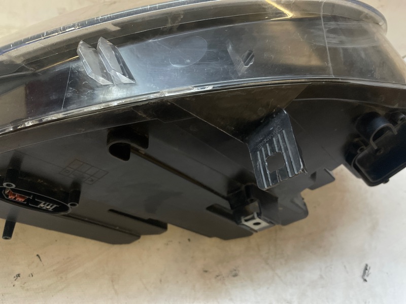 Фара BMW X6 2008-2014 E71