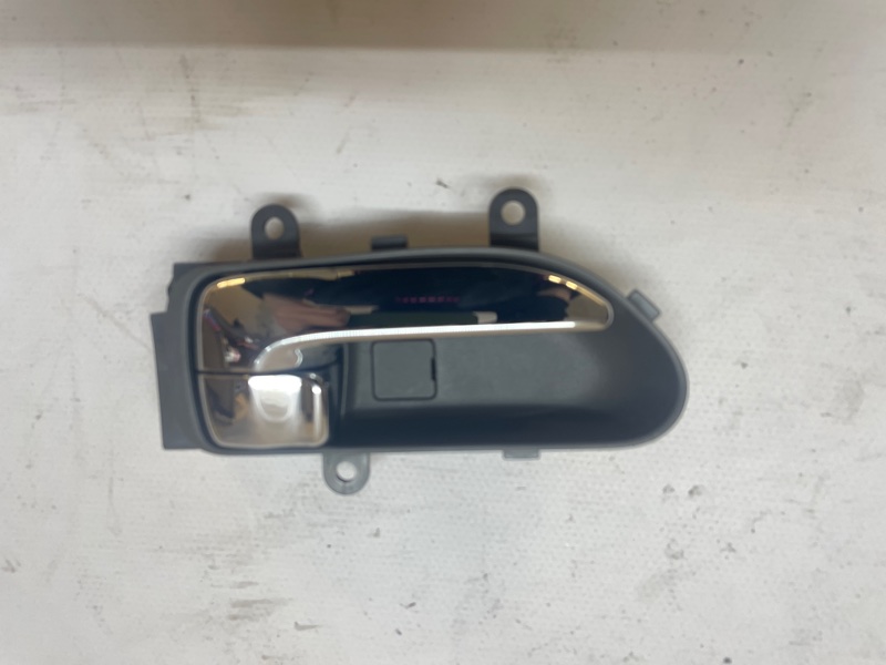 Ручка двери внутренняя Nissan X-Trail 2007-2011 NT31