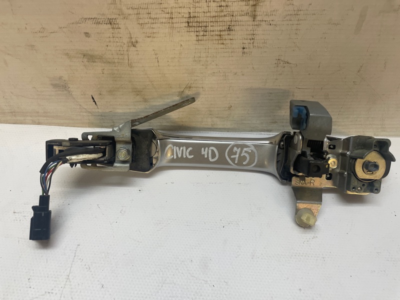 Ручка двери наружная Honda Civic D4 2006-2012 FD3