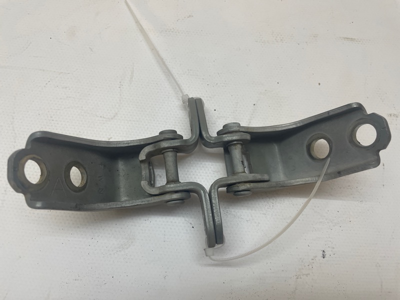 Петля двери Honda Civic D4 2006-2012 FD3