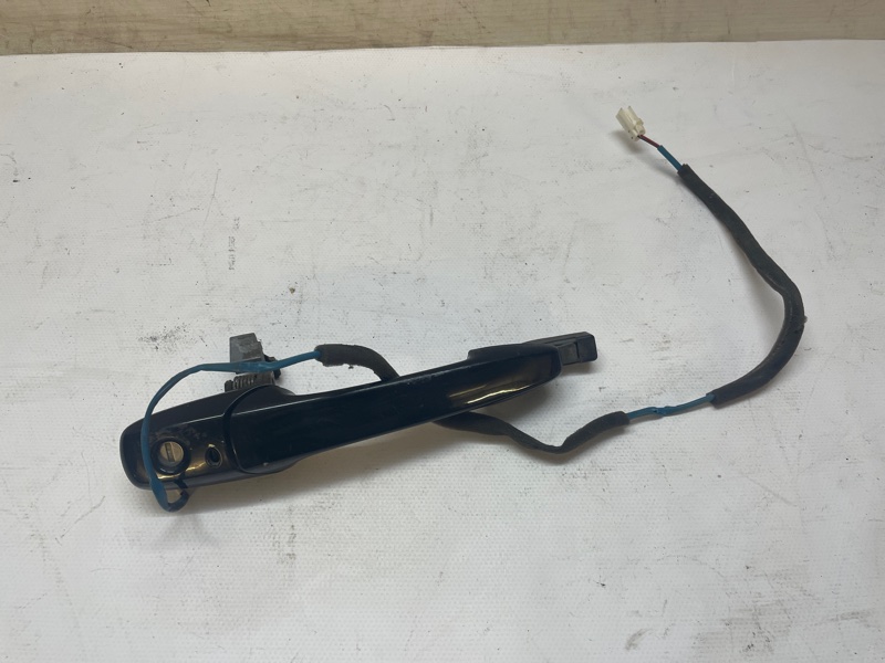 Ручка двери наружная Mazda 3 2003-2006 BK