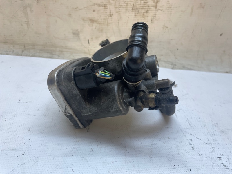 Дроссельная заслонка Opel Astra 2004-2011 H