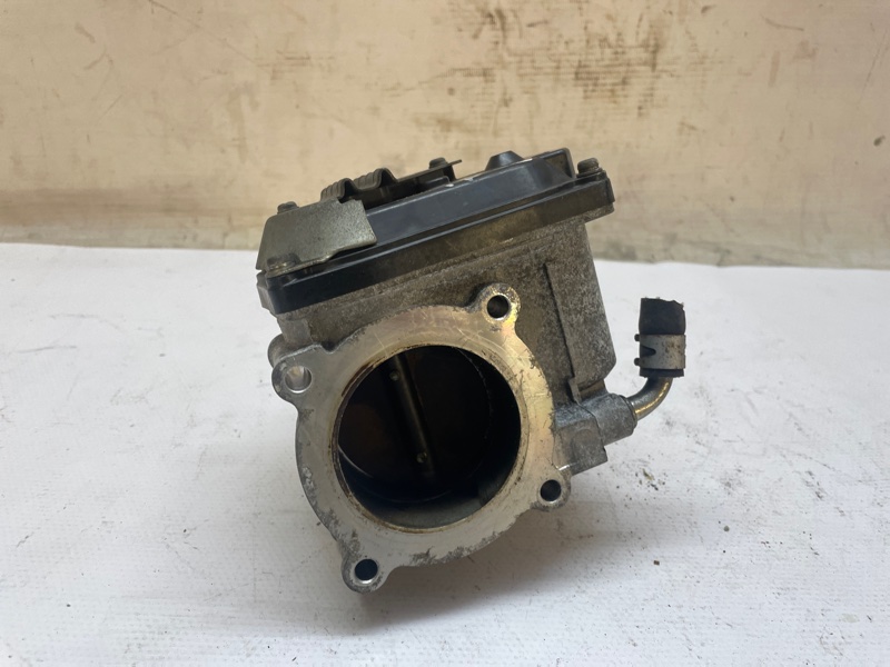 Дроссельная заслонка Opel Astra 2004-2011 H