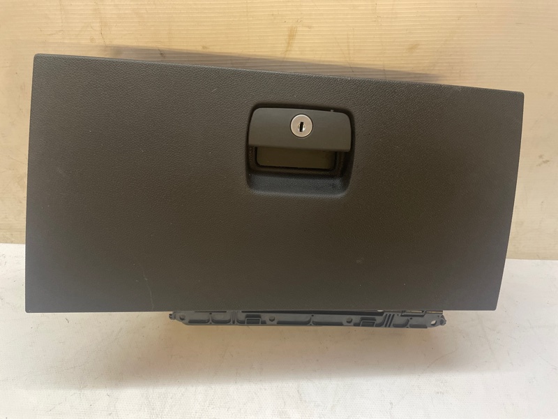Бардачок Cadillac SRX 2007 FEE