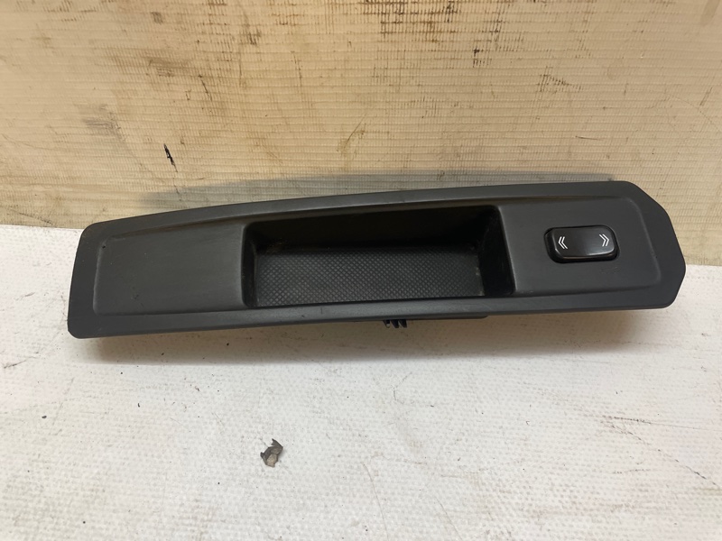 Кнопка стеклоподъемника Cadillac CTS 2003 DM57