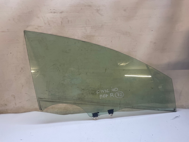 Стекло двери Honda Civic D4 2006-2012 FD1