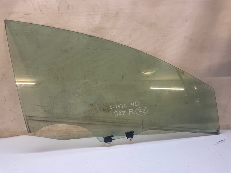 Стекло двери Honda Civic D4 2006-2012 FD1