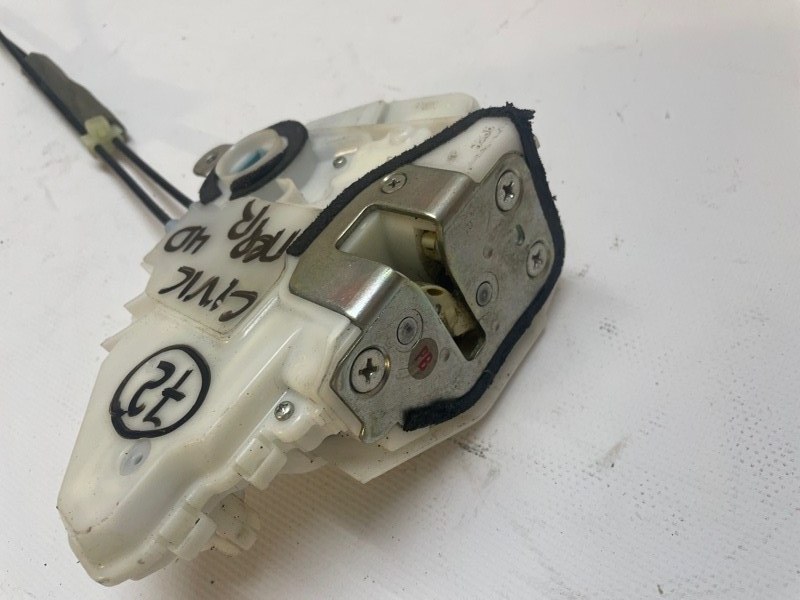 Замок двери Honda Civic D4 2006-2012 FD1