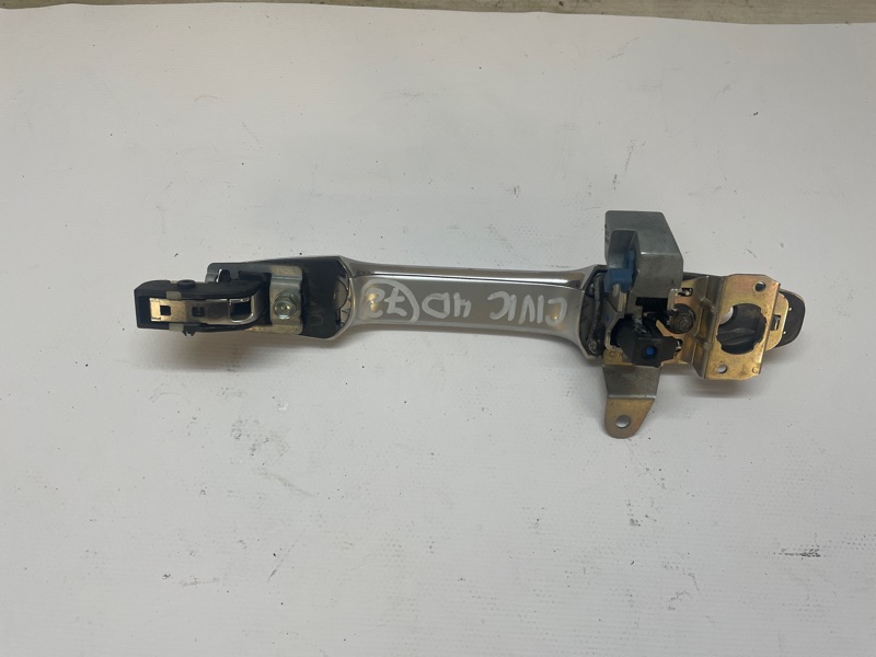 Ручка двери наружная Honda Civic D4 2006-2012 FD1