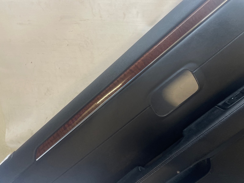 Обшивка двери Cadillac SRX 2007 FEE