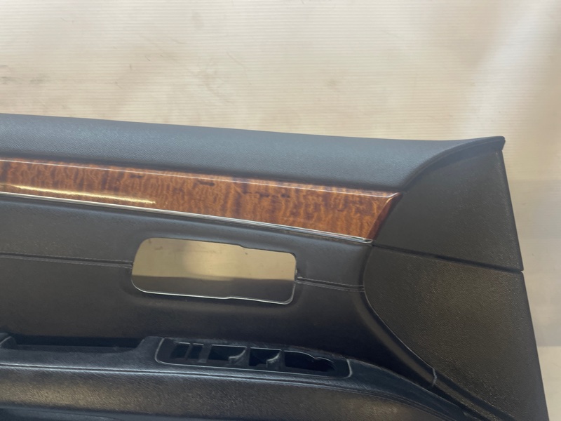 Обшивка двери Cadillac SRX 2007 FEE