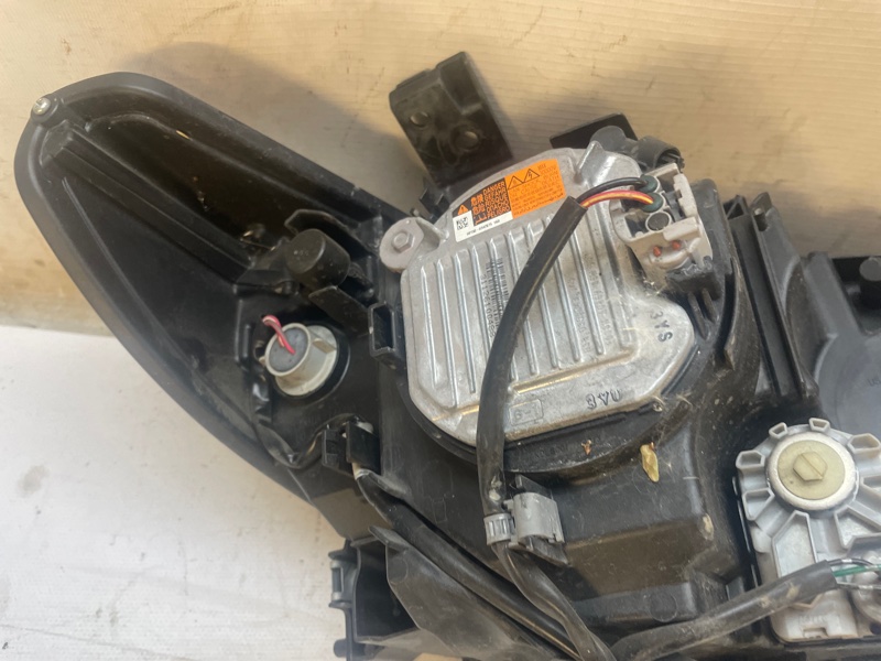 Фара Mazda Mazda6 2013-2018 GJ