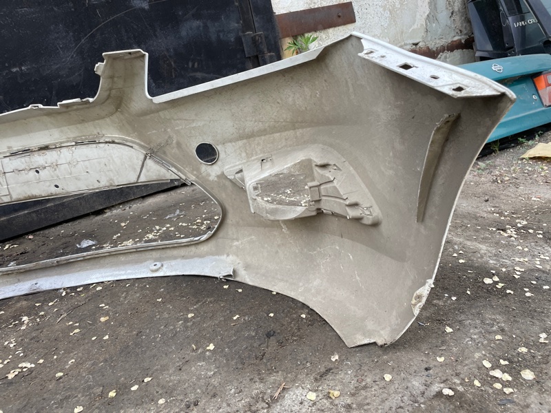 Бампер Ford Focus II 2008-2011 CB8