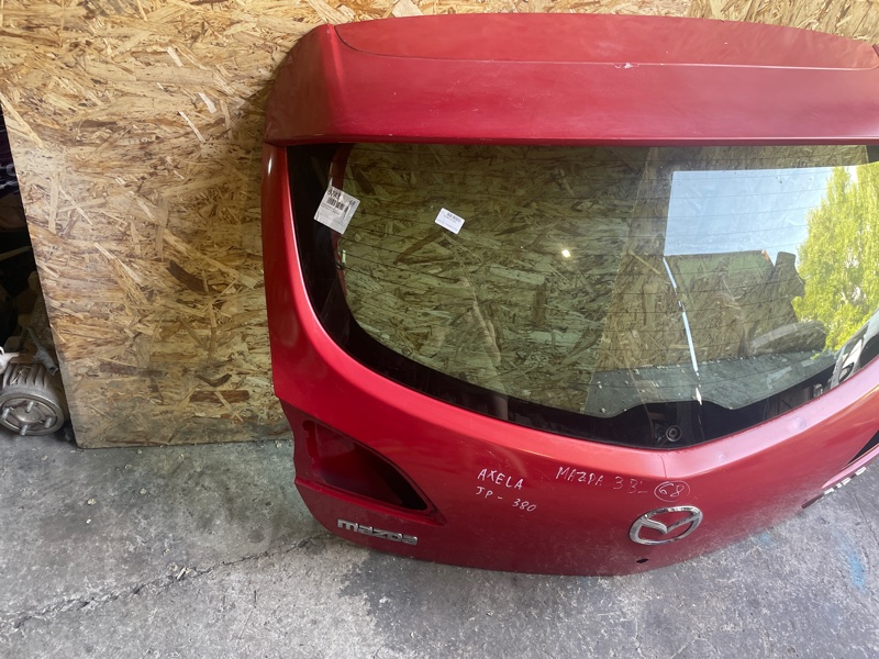 Крышка багажника Mazda 3 2008-2013 BL