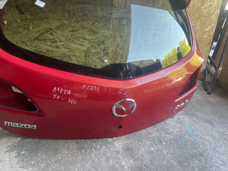 Крышка багажника Mazda 3 2008-2013 BL