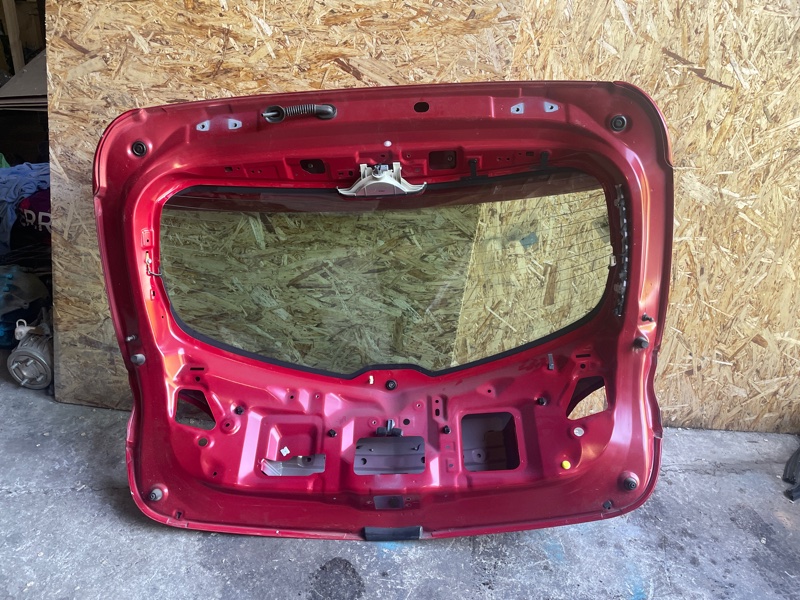 Крышка багажника Mazda 3 2008-2013 BL