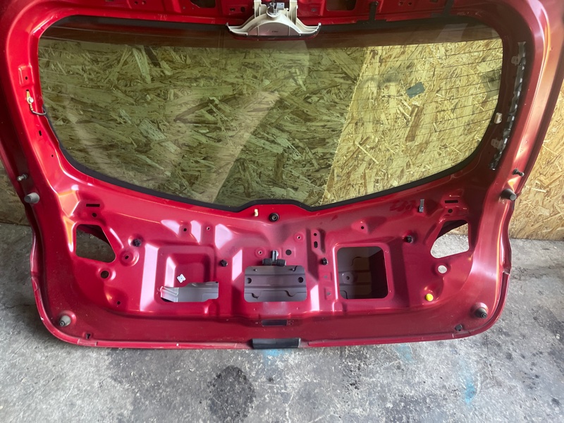 Крышка багажника Mazda 3 2008-2013 BL
