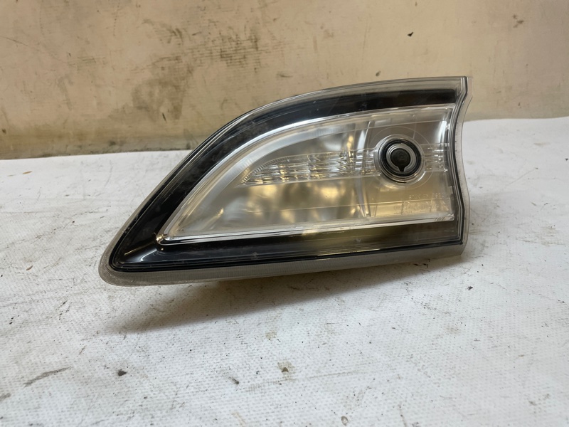 Фонарь Mazda 3 2008-2013 BL