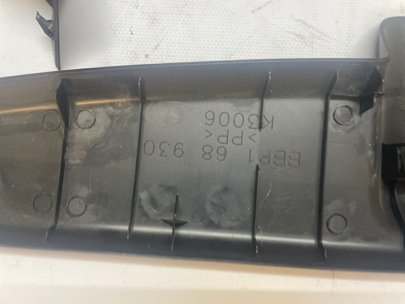 Обшивка багажника Mazda 3 2008-2013 BL