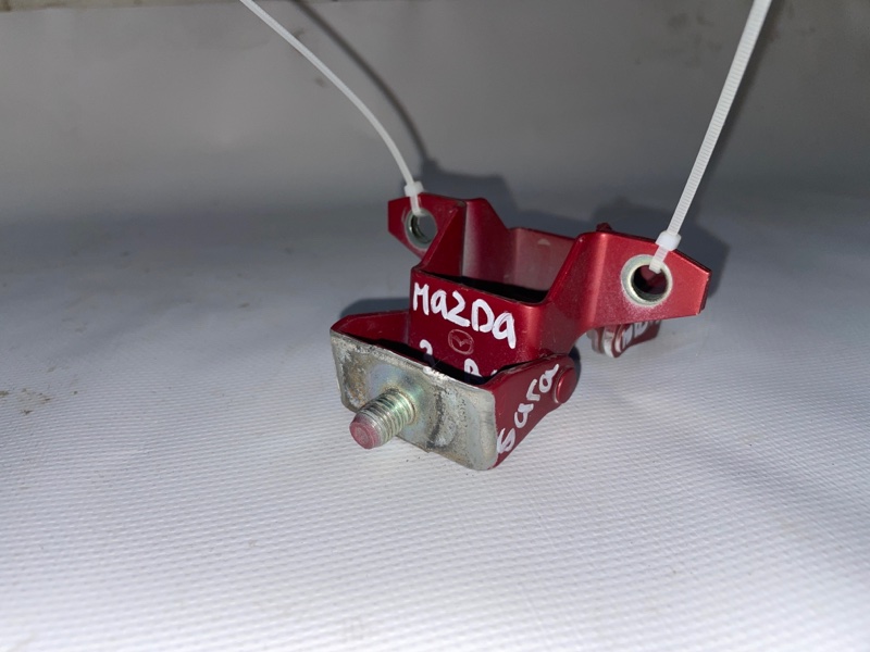 Петля багажника Mazda 3 2008-2013 BL