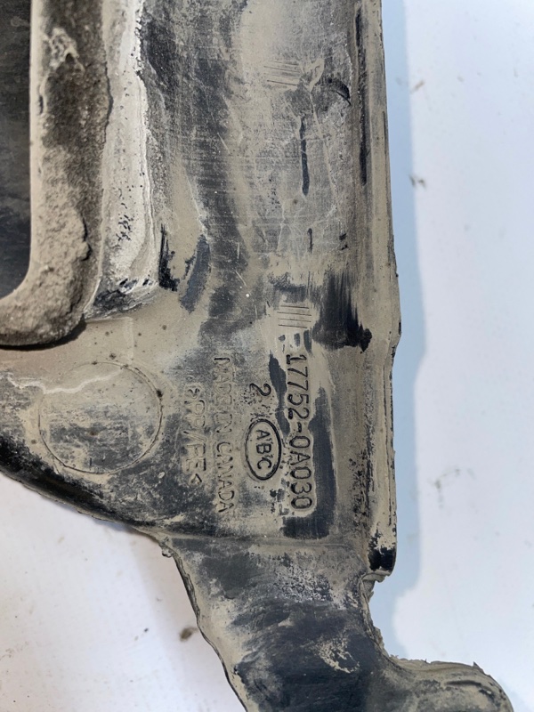 Воздухозаборник Lexus RX 330 2005 XU30