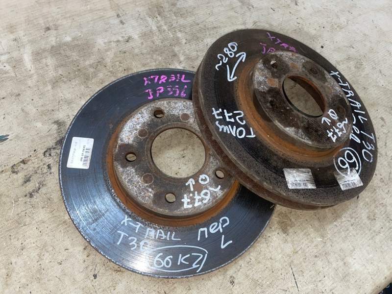 Тормозной диск Nissan X-Trail 2001-2007 NT30