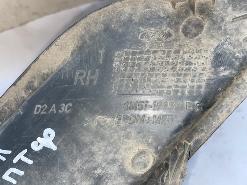 Заглушка ПТФ Ford Focus 2008-2011 CB4