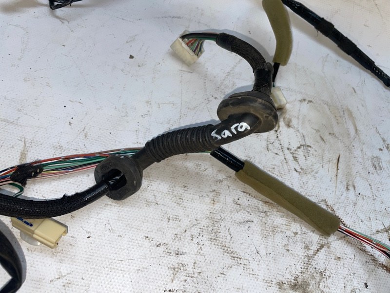 Проводка багажника Mazda 3 2008-2013 BL