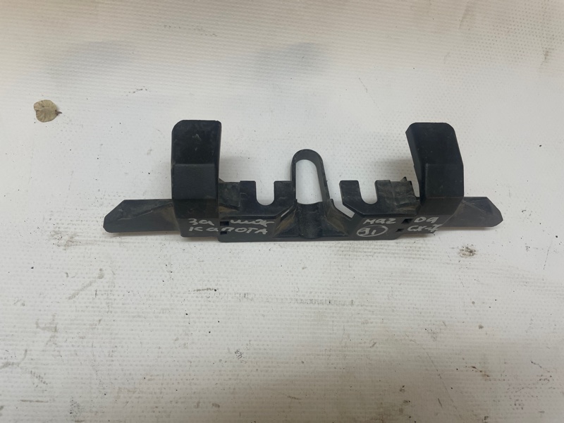 Накладка замка капота Mazda CX-7 2007 ER