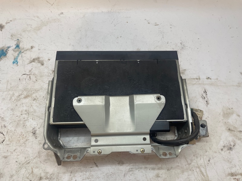 CD-Чейнджер Toyota Land Cruiser 2000 J100