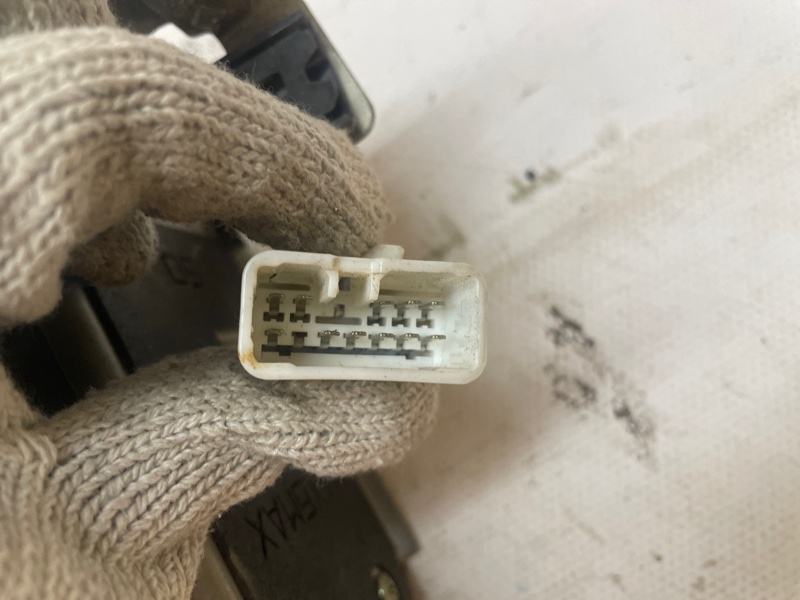 CD-Чейнджер Toyota Land Cruiser 2000 J100