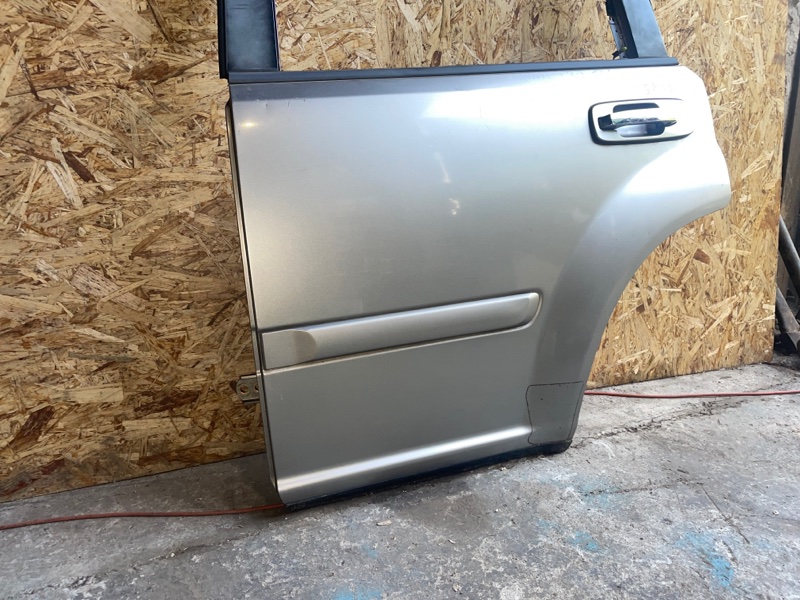 Дверь Nissan X-Trail 2001-2007 NT30