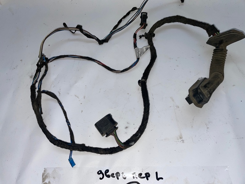 Проводка двери BMW X1 2012 E84