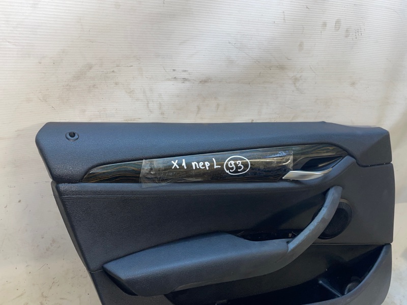 Обшивка двери BMW X1 2012 E84