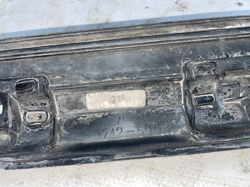 Накладка двери Lexus LS460 2006