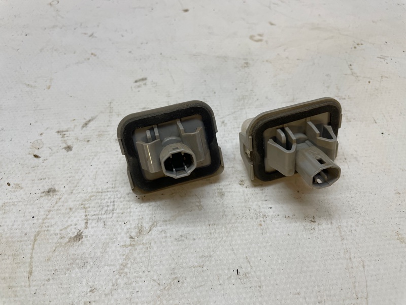 Подсветка номера Mazda CX-7 2007 ER