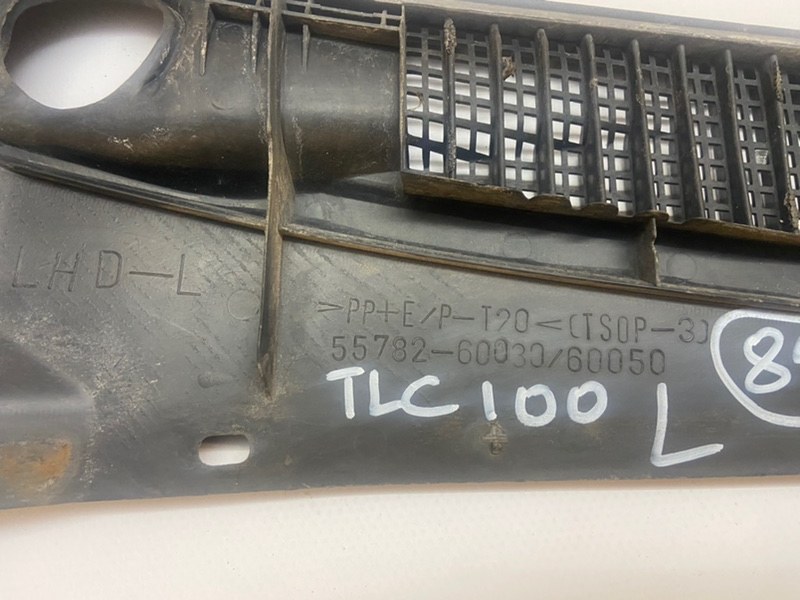 Жабо Toyota Land Cruiser 2000 J100