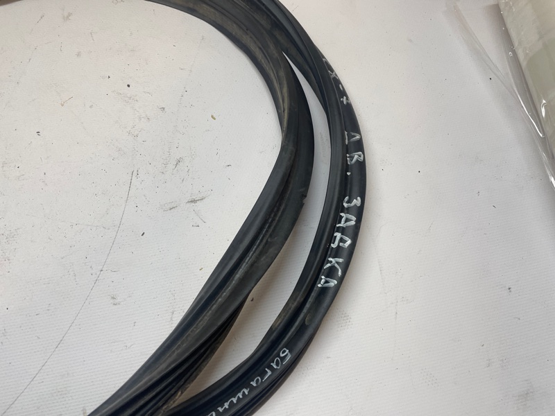 Уплотнитель багажника Mazda CX-7 2007 ER