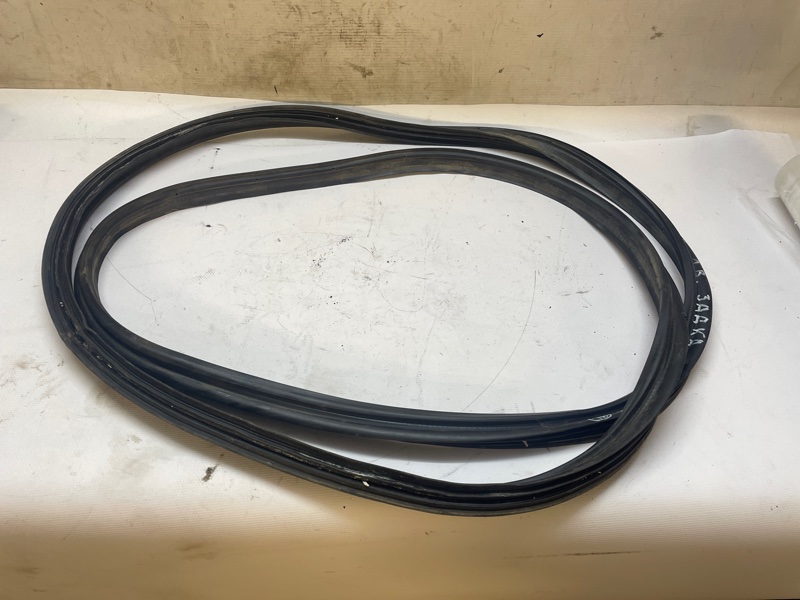 Уплотнитель багажника Mazda CX-7 2007 ER